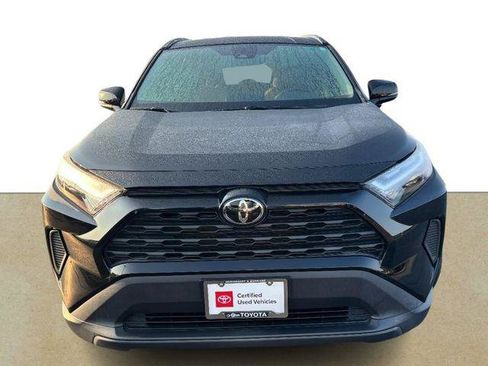 Certified 2022 Toyota RAV4 XLE FWD image 9