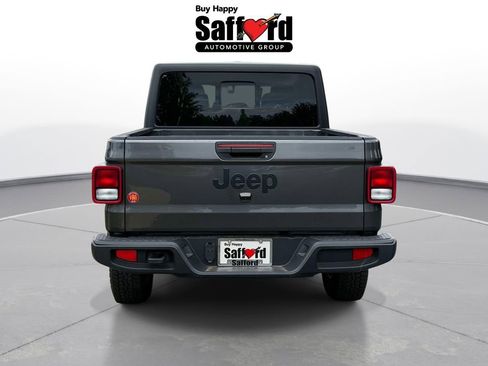 Used 2023 Jeep Gladiator Sport AWD/4WD image 8