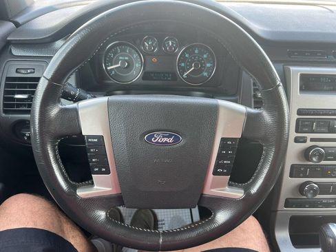 Used 2009 Ford Flex SE image 23