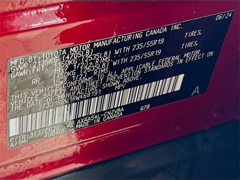 Used 2024 Toyota RAV4 Adventure image 32