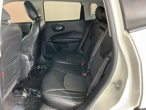 Used 2018 Jeep Compass Trailhawk image 27