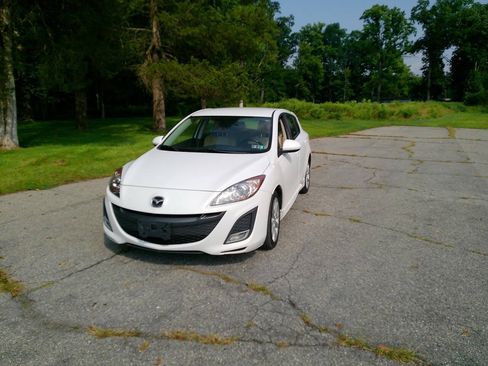 Used 2011 MAZDA MAZDA3 s Sport FWD image 4
