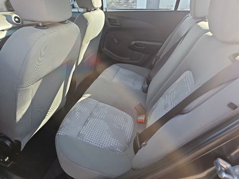 Used 2018 Chevrolet Sonic LS image 19