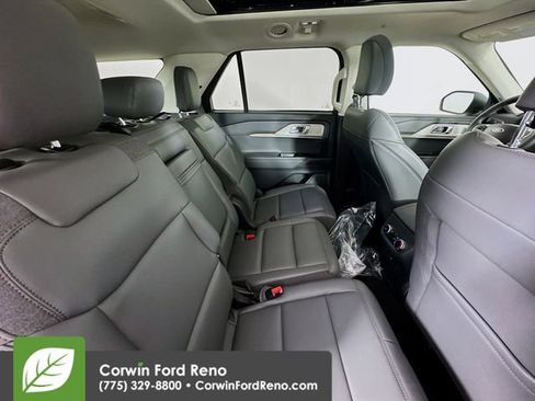 New 2025 Ford Explorer Active w/ Active Comfort Package image 31