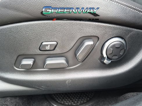 Used 2024 Genesis GV70 3.5T Sport AWD/4WD image 16