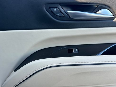 Certified 2024 Cadillac Escalade Premium Luxury image 20