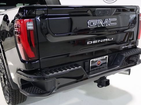 Used 2024 GMC Sierra 2500 Denali Ultimate image 63