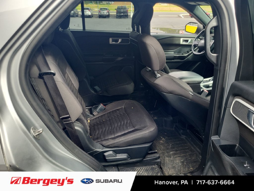 Used 2020 Ford Explorer XLT w/ Comfort Package AWD/4WD image 10