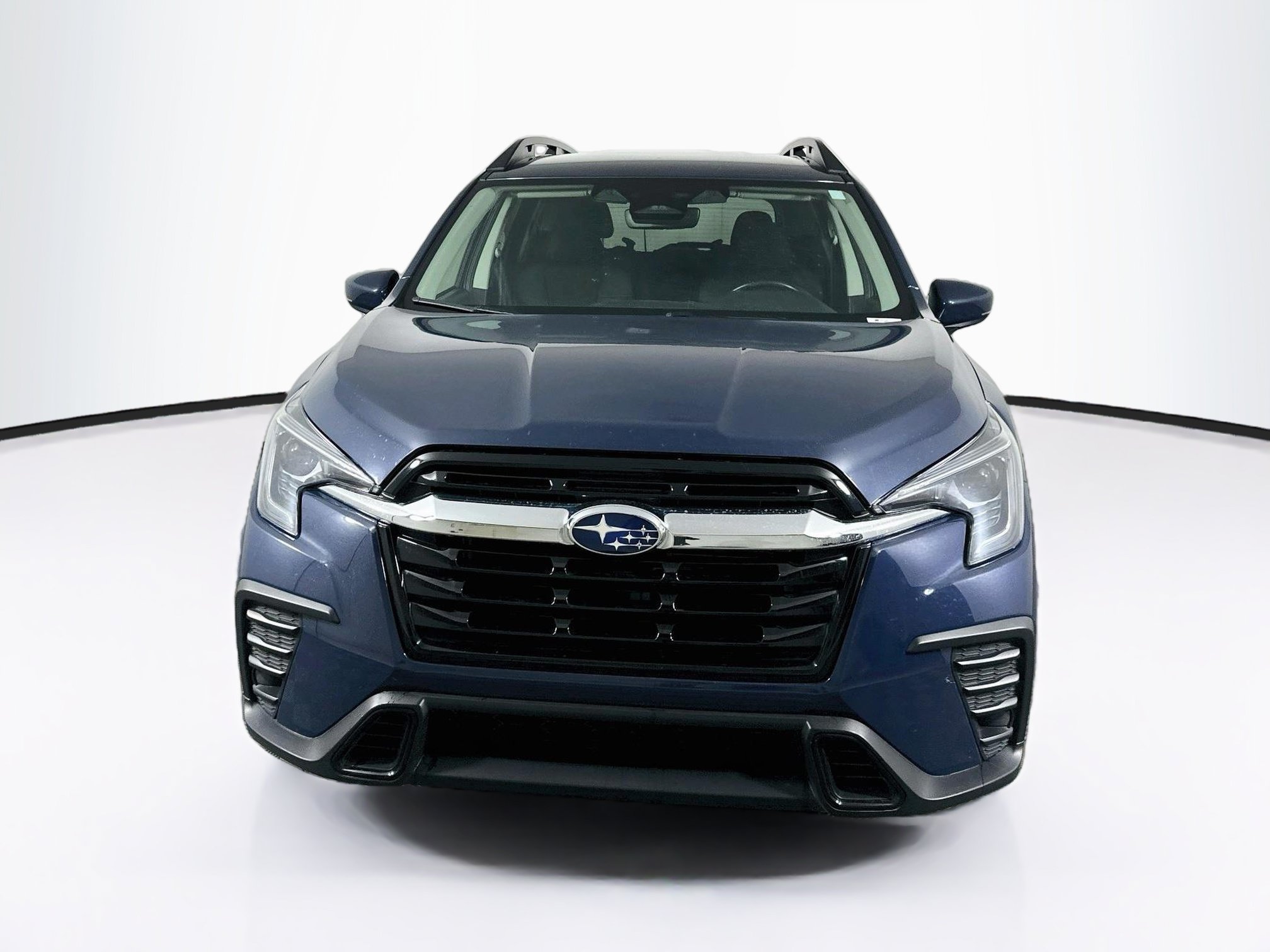 Used 2025 Subaru Ascent Premium AWD/4WD image 2