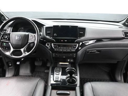 Certified 2020 Honda Pilot Black Edition image 16