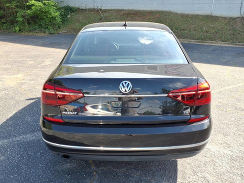 Used 2017 Volkswagen Passat 1.8T S FWD image 4