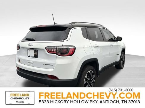 Used 2022 Jeep Compass Limited image 3