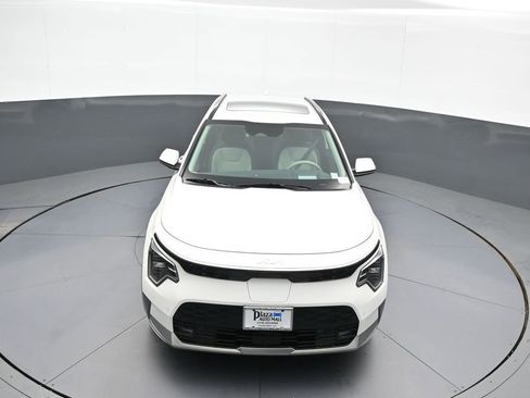 New 2025 Kia Niro Wave w/ Wave Preserve Package image 35