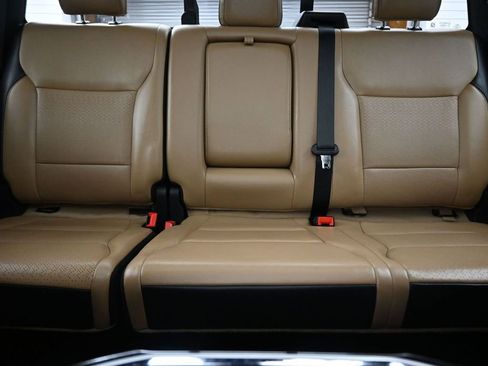 Used 2021 Ford F150 Lariat w/ Equipment Group 502A High image 33