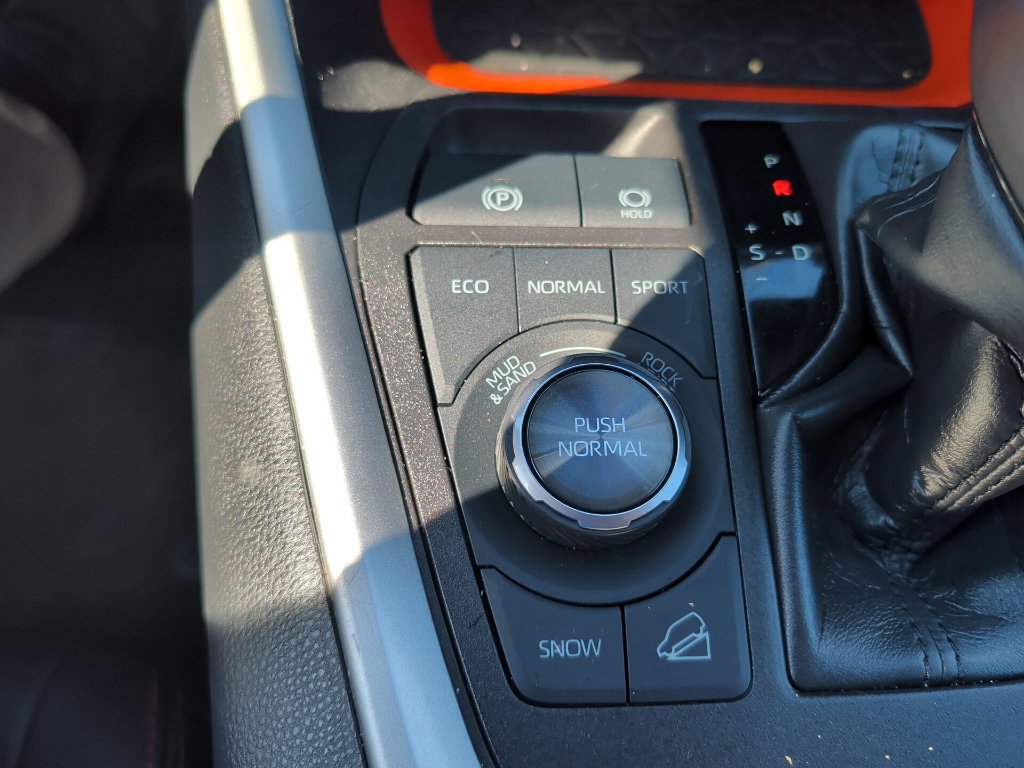 Used 2024 Toyota RAV4 Adventure AWD/4WD image 21