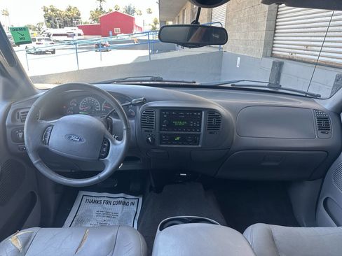 Used 2003 Ford F150 XLT AWD/4WD image 9