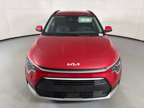 New 2026 Kia Niro EX FWD image 3