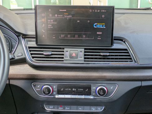 Used 2022 Audi Q5 2.0T Premium image 14