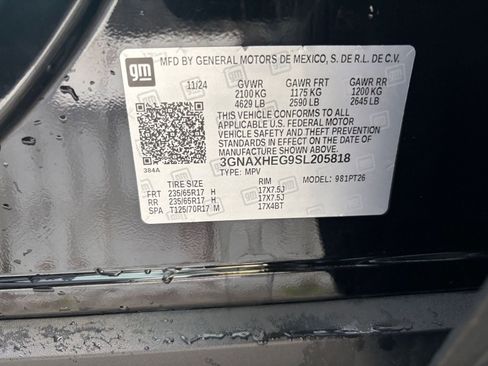 Used 2025 Chevrolet Equinox LT FWD image 30