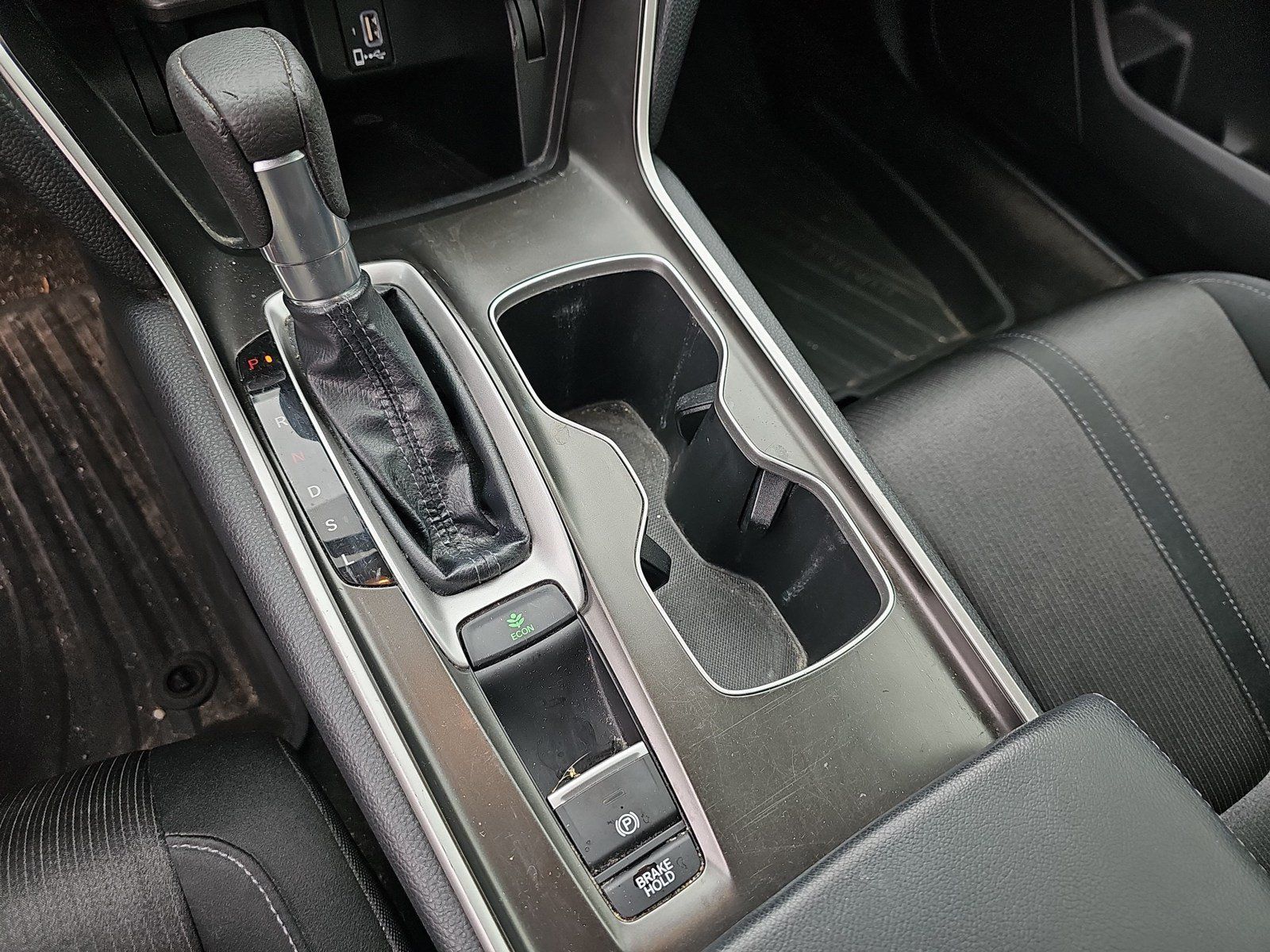 Used 2018 Honda Accord EX image 27