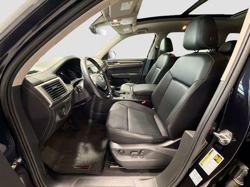 Used 2020 Volkswagen Atlas SE w/ Panoramic Sunroof Package image 17