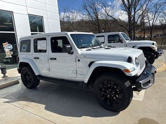 Used 2022 Jeep Wrangler Unlimited Sahara w/ Cold Weather Group video 2