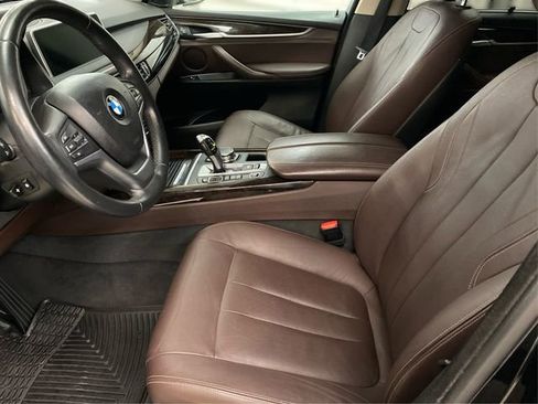 Used 2016 BMW X5 xDrive40e image 9