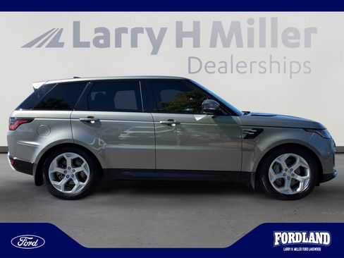 Used 2018 Land Rover Range Rover Sport HSE AWD/4WD image 6