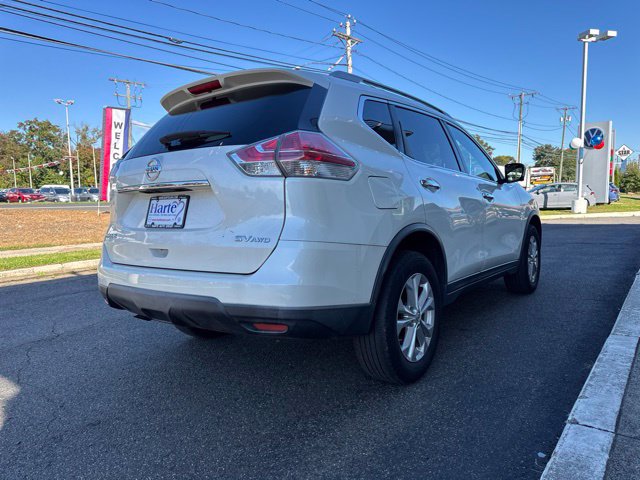 Used 2016 Nissan Rogue SV w/ SV Premium Package AWD/4WD image 9