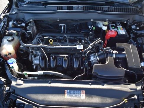 Used 2017 Ford Fusion SE w/ Fusion SE Technology Package FWD image 47
