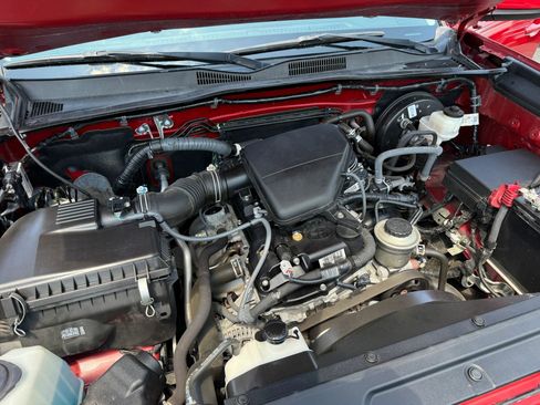 Used 2018 Toyota Tacoma SR RWD image 21