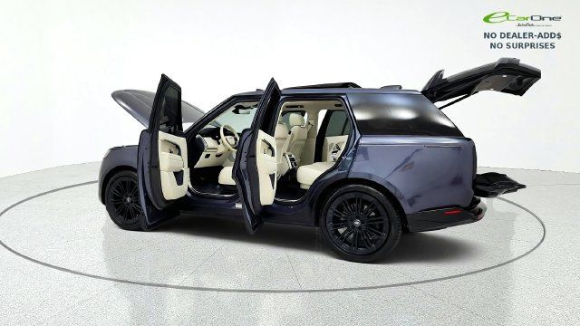 Used 2024 Land Rover Range Rover SE AWD/4WD image 15