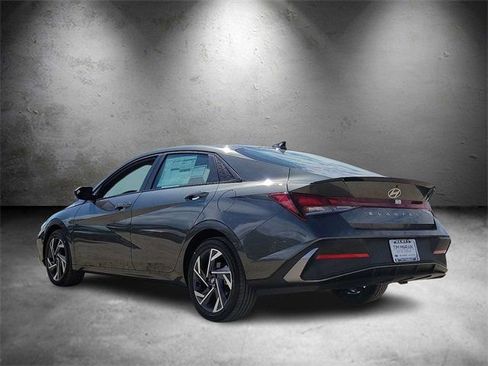 New 2025 Hyundai Elantra Sport w/ Cargo Package image 4
