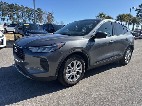 Used 2024 Ford Escape Active image 1