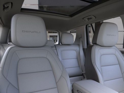 New 2026 GMC Terrain Denali w/ LPO, Black Badging Package image 38