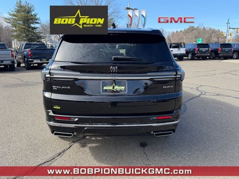 Used 2025 Buick Enclave Avenir w/ Super Cruise Package image 4