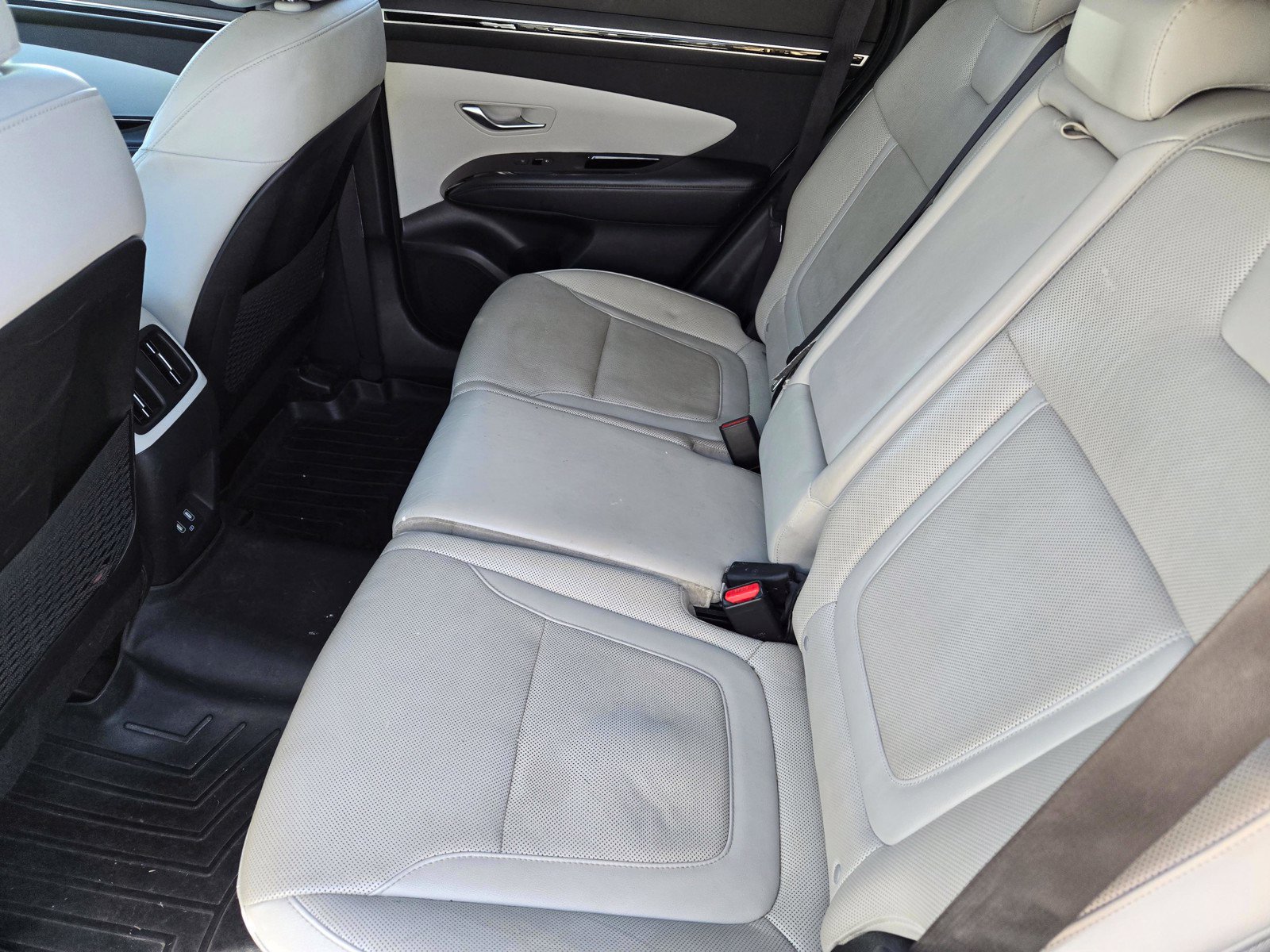 Used 2022 Hyundai Tucson Limited AWD/4WD image 11