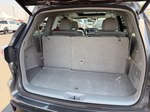 Used 2016 Toyota Highlander Limited Platinum AWD/4WD image 51