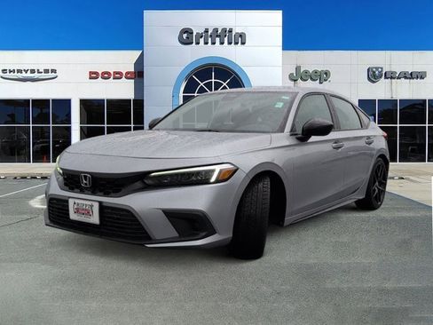 Used 2024 Honda Civic Sport image 11