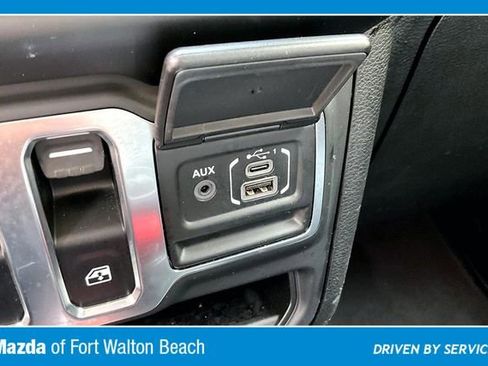 Used 2021 Jeep Wrangler Sport AWD/4WD image 22