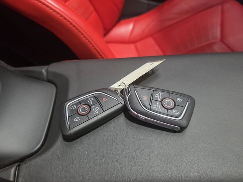 Used 2023 Chevrolet Corvette Stingray Preferred Cpe w/ Z51 Performance Package RWD image 33