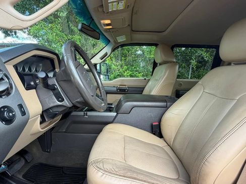 Used 2011 Ford F350 Lariat w/ Lariat Ultimate Pkg AWD/4WD image 16