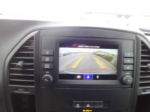 Used 2021 Mercedes-Benz Metris image 20