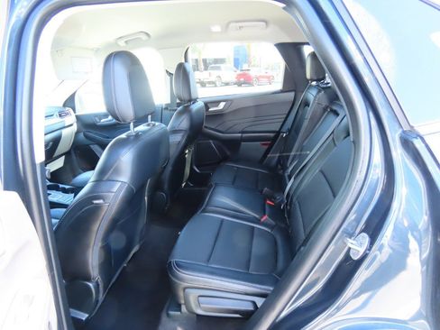Used 2022 Ford Escape Titanium image 21