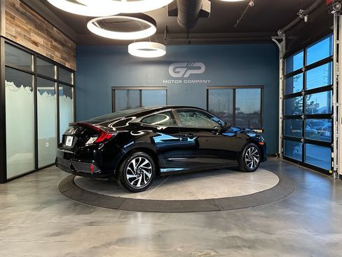 Used 2018 Honda Civic LX-P image 3