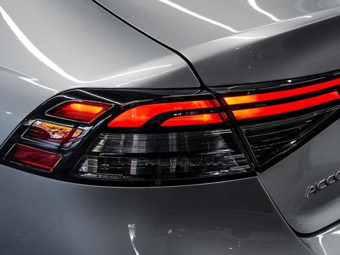 Used 2024 Honda Accord LX image 14