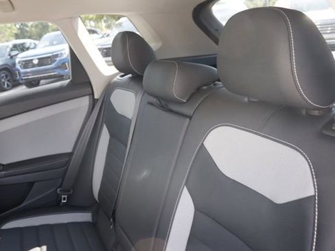 Used 2024 Volkswagen Taos SEL image 16