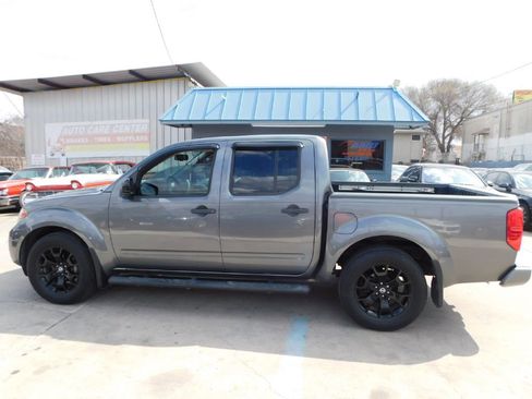 Used 2018 Nissan Frontier SV w/ Value Truck Package image 4