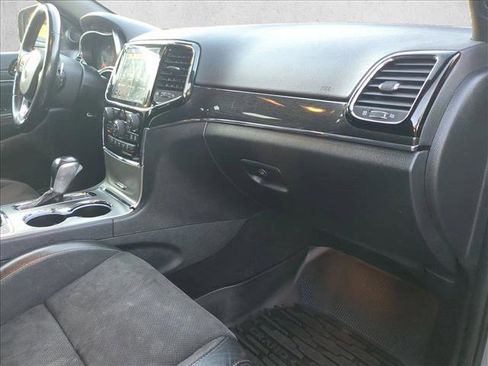 Used 2020 Jeep Grand Cherokee Trailhawk image 23