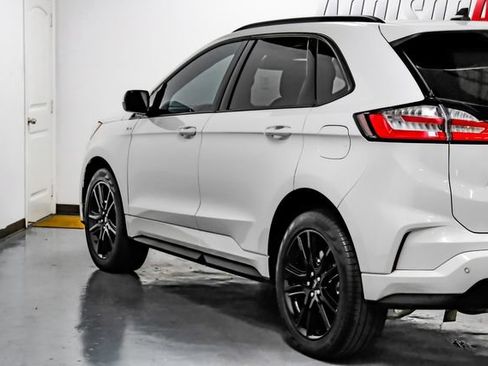 Used 2022 Ford Edge ST-Line AWD/4WD image 13